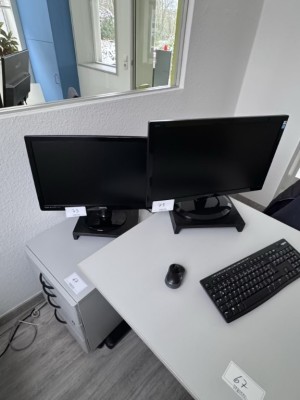 2 Widescreen-TFT-Monitore